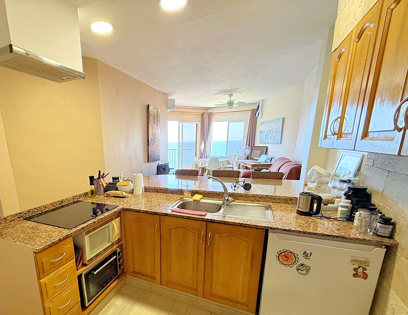 apartamento céntrico con vistas al mar y terraza