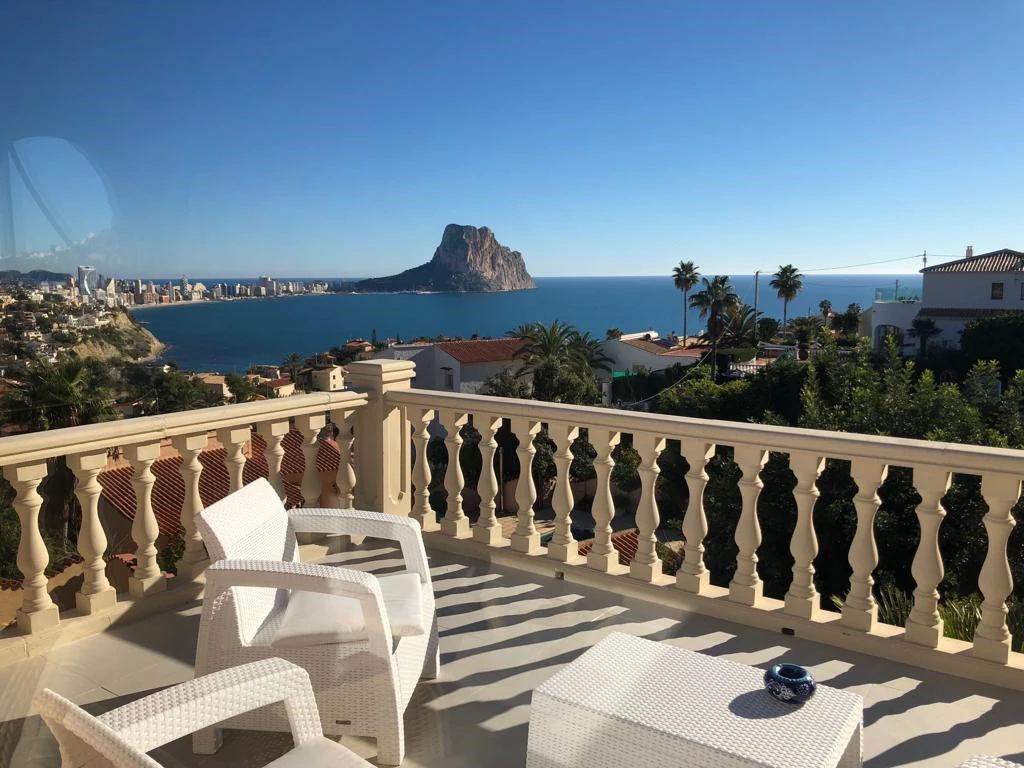 VILLA EN MARYVILLA CON VISTAS ESPECTACULARES