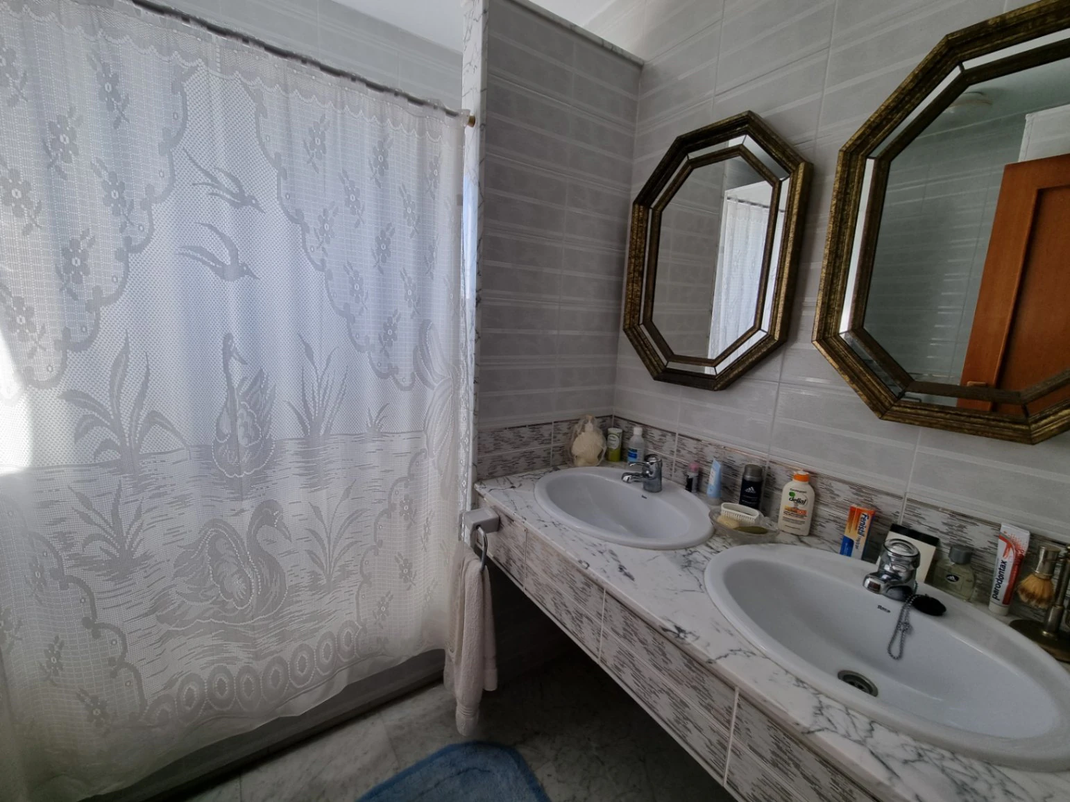 APARTAMENTO SITUADO EN PRIMERA LINEA