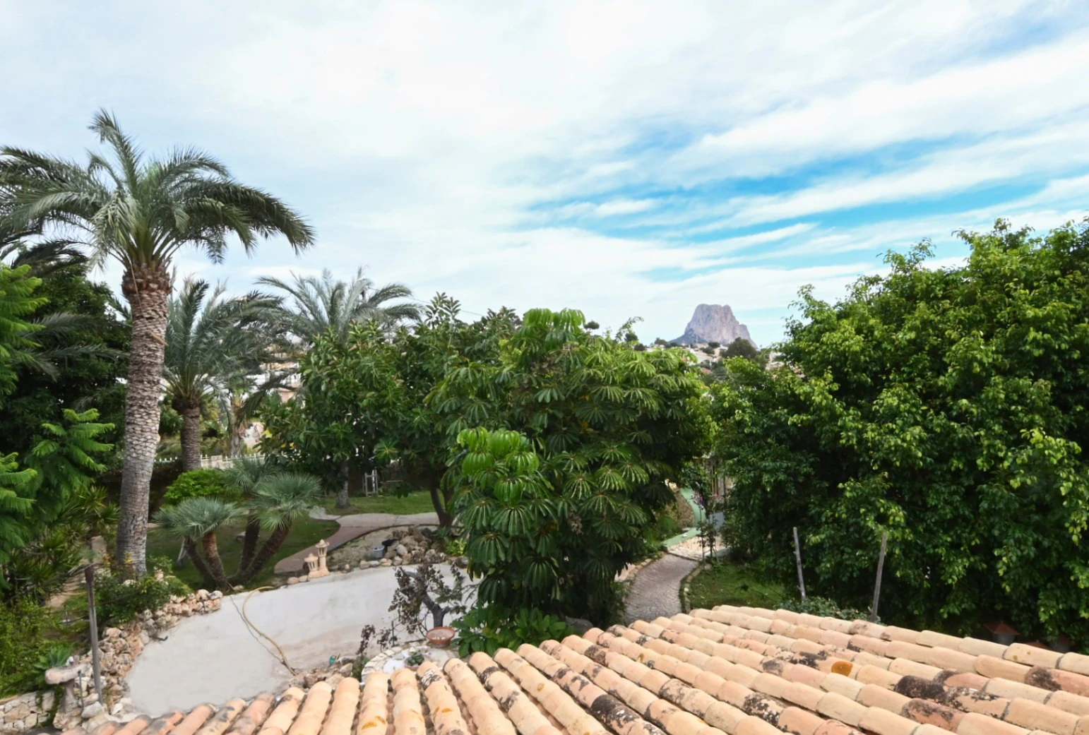 Finca única en Calpe con vistas al mar