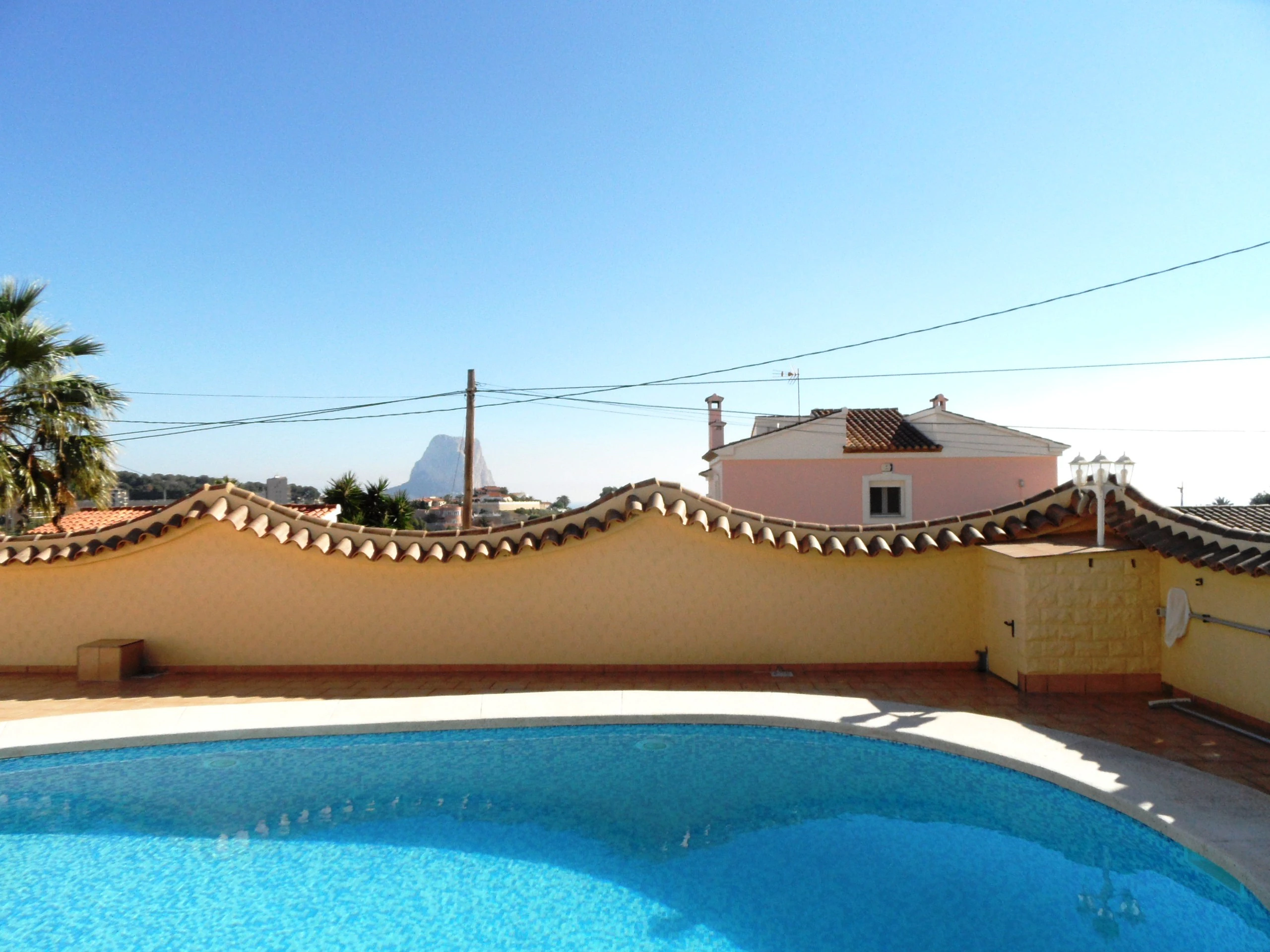 Amplia villa con preciosas vistas.