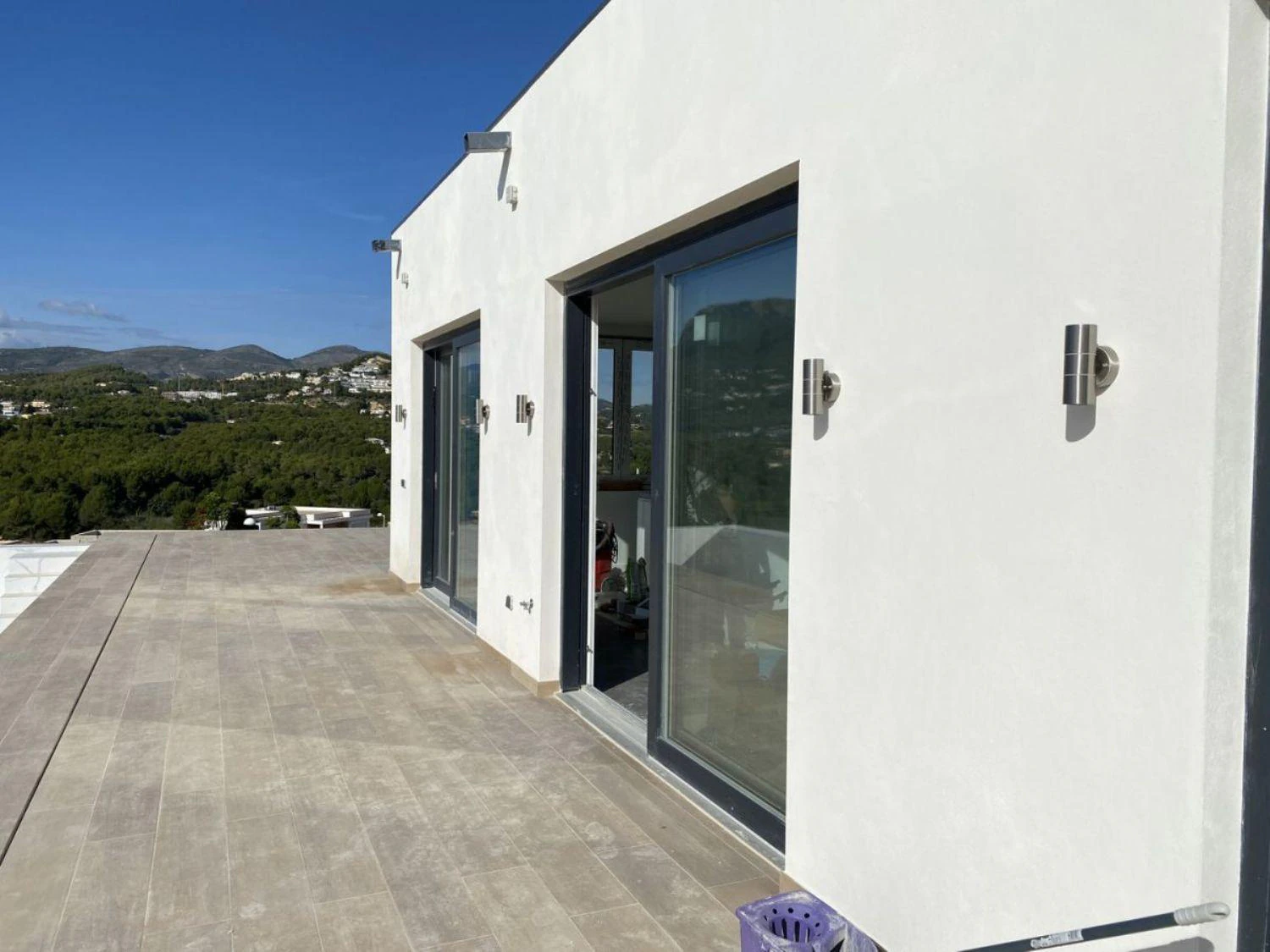 Se vende una hermosa villa bioclimática recién construida.