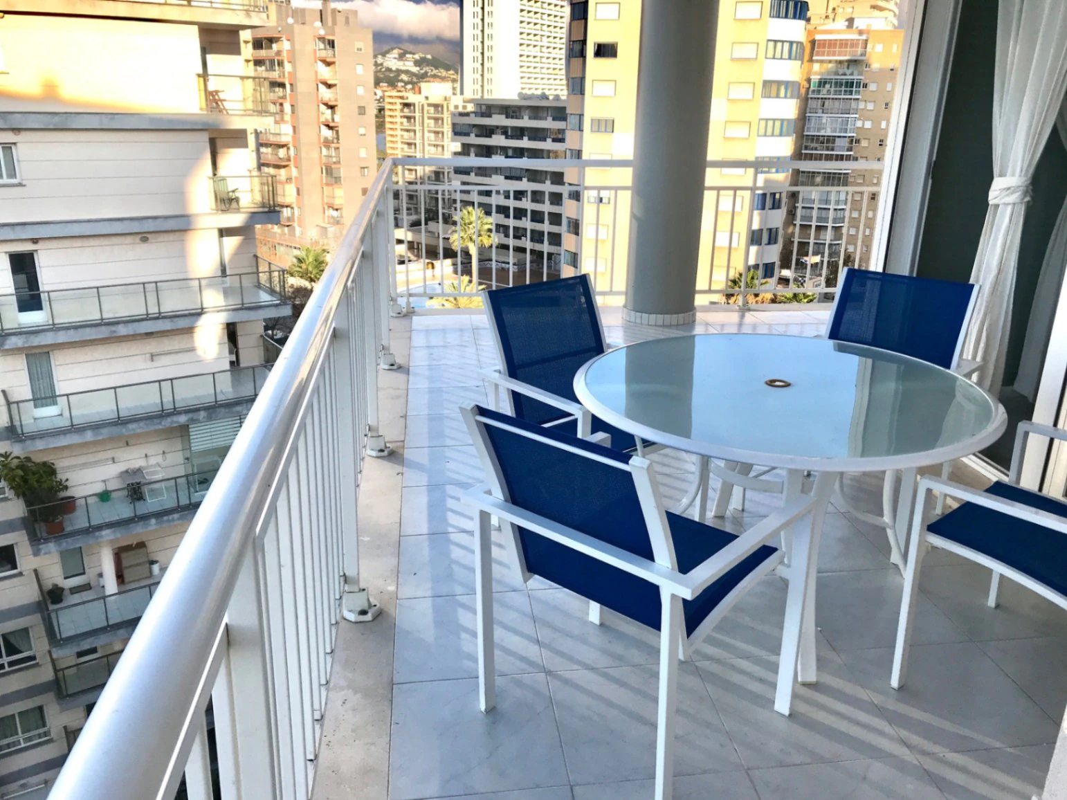 Apartamento en venta de 2 habitaciones en Calpe, Puerto