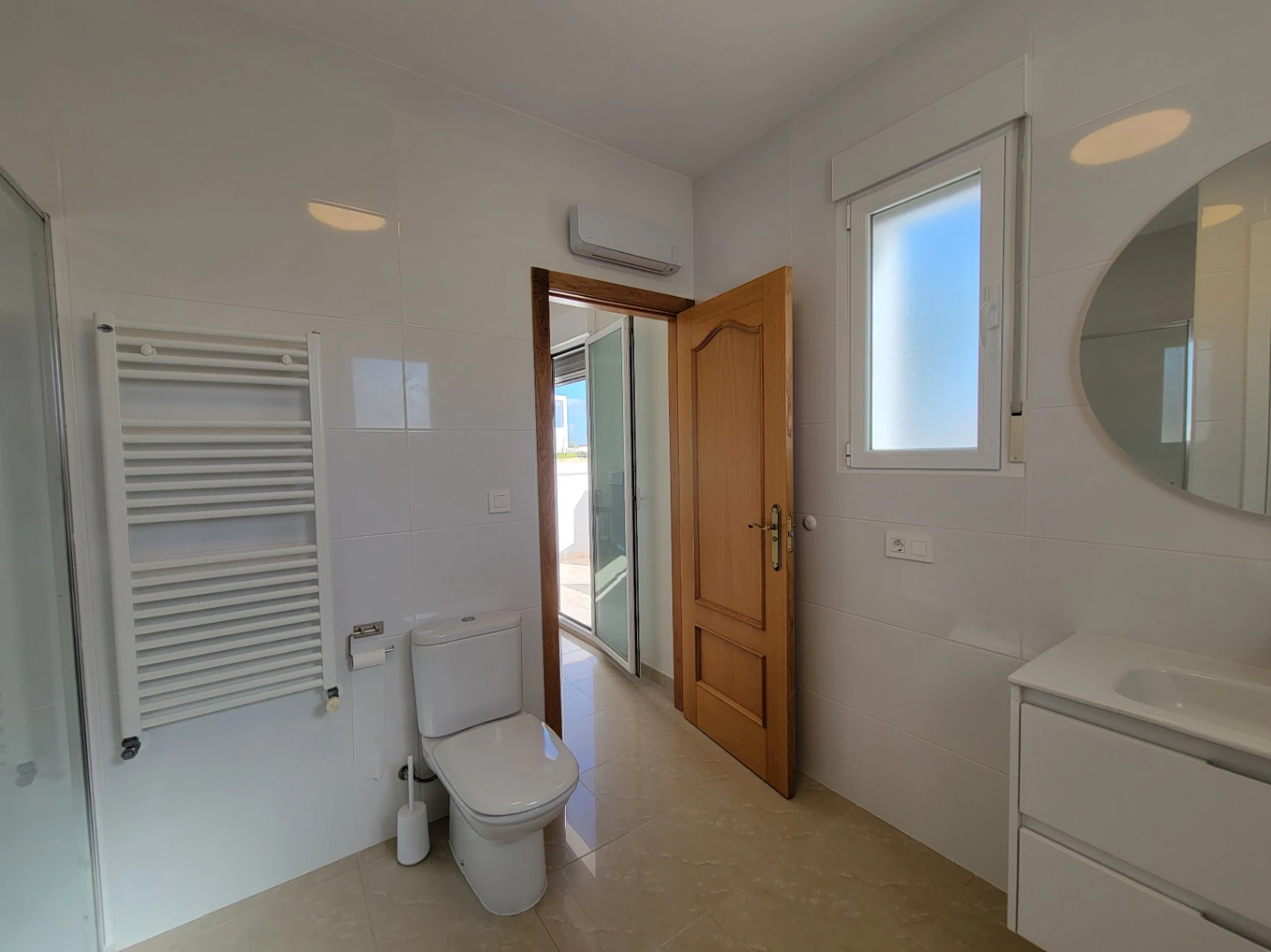 VILLA MUY BONITA Y REFORMADA CERCA DE CALPE