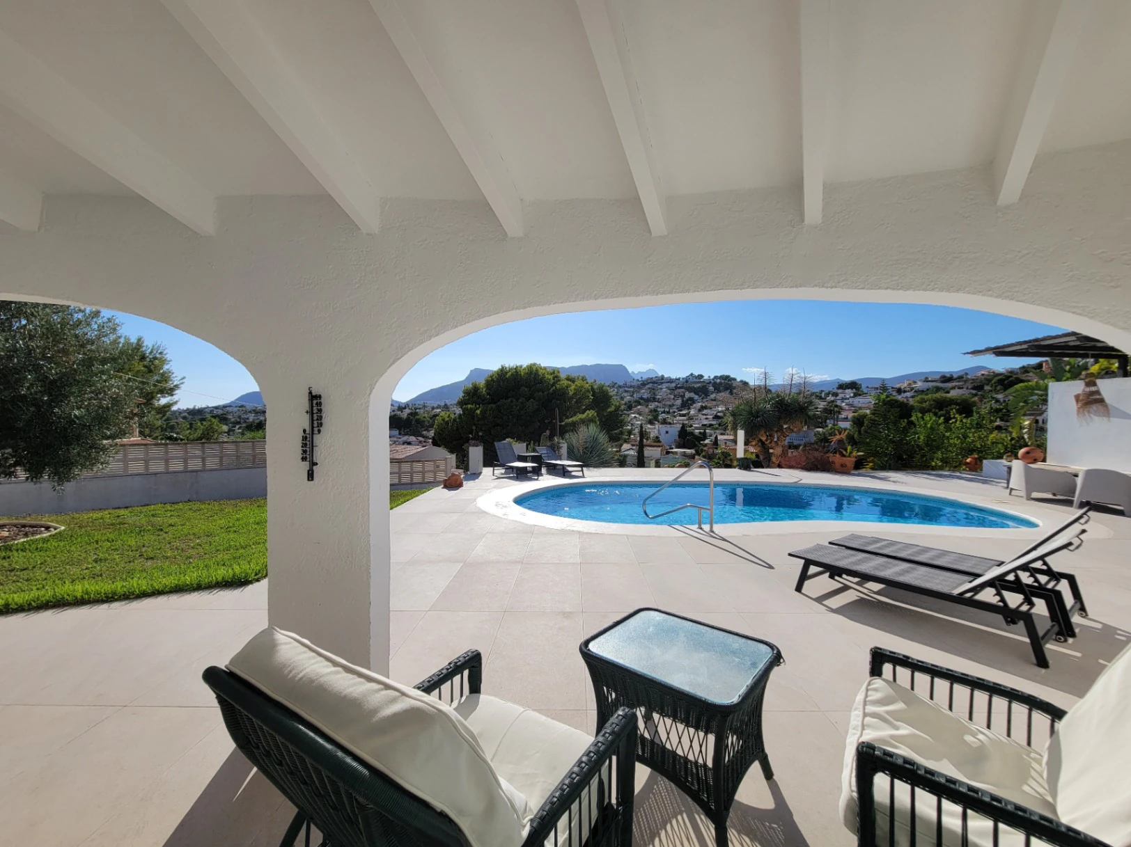VILLA PRECIOSA CERCA DE TODOS LOS SERVICIOS