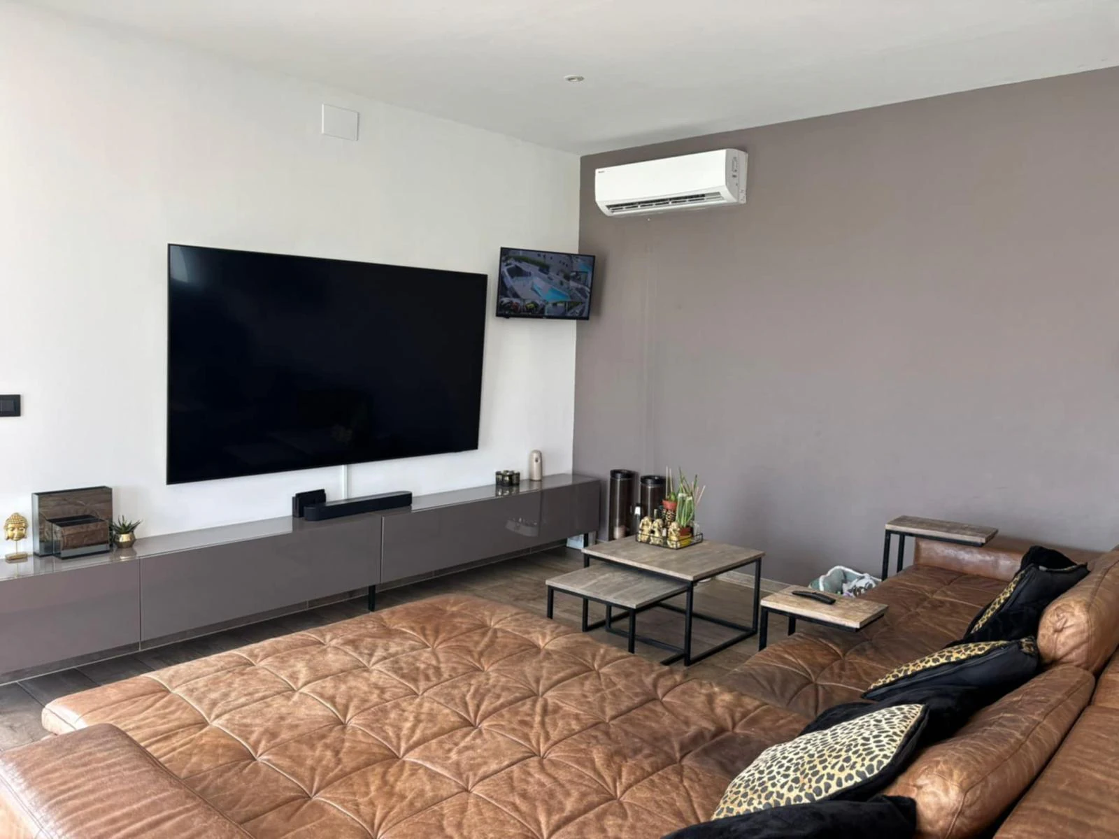 Exclusiva villa de lujo con diseño ibicenco, piscina, spa y apartamento de invitados en Calpe