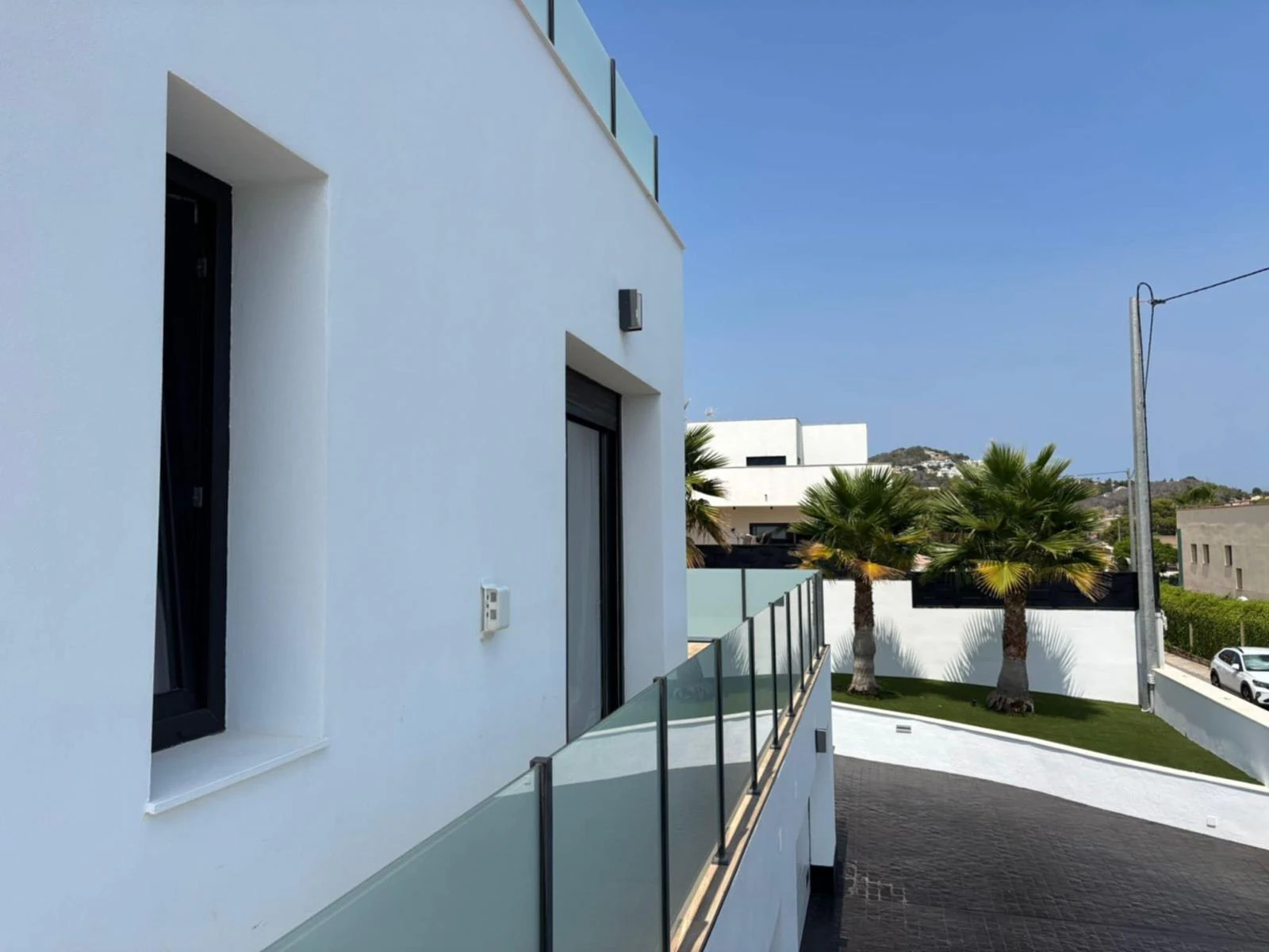 Exclusiva villa de lujo con diseño ibicenco, piscina, spa y apartamento de invitados en Calpe