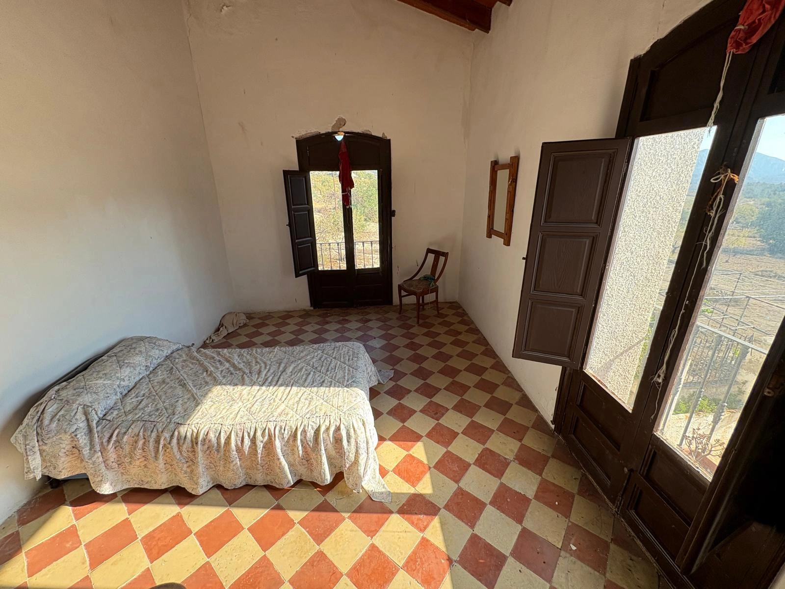 8216 - FINCA EN PLENA NATURALEZA  CON MUCHA TRAQUILIDAD