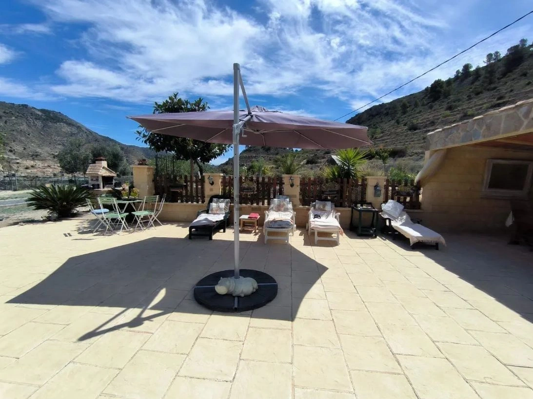 Casa en Relleu, Alicante - 3 Habitaciones, 2 Baños en Venta