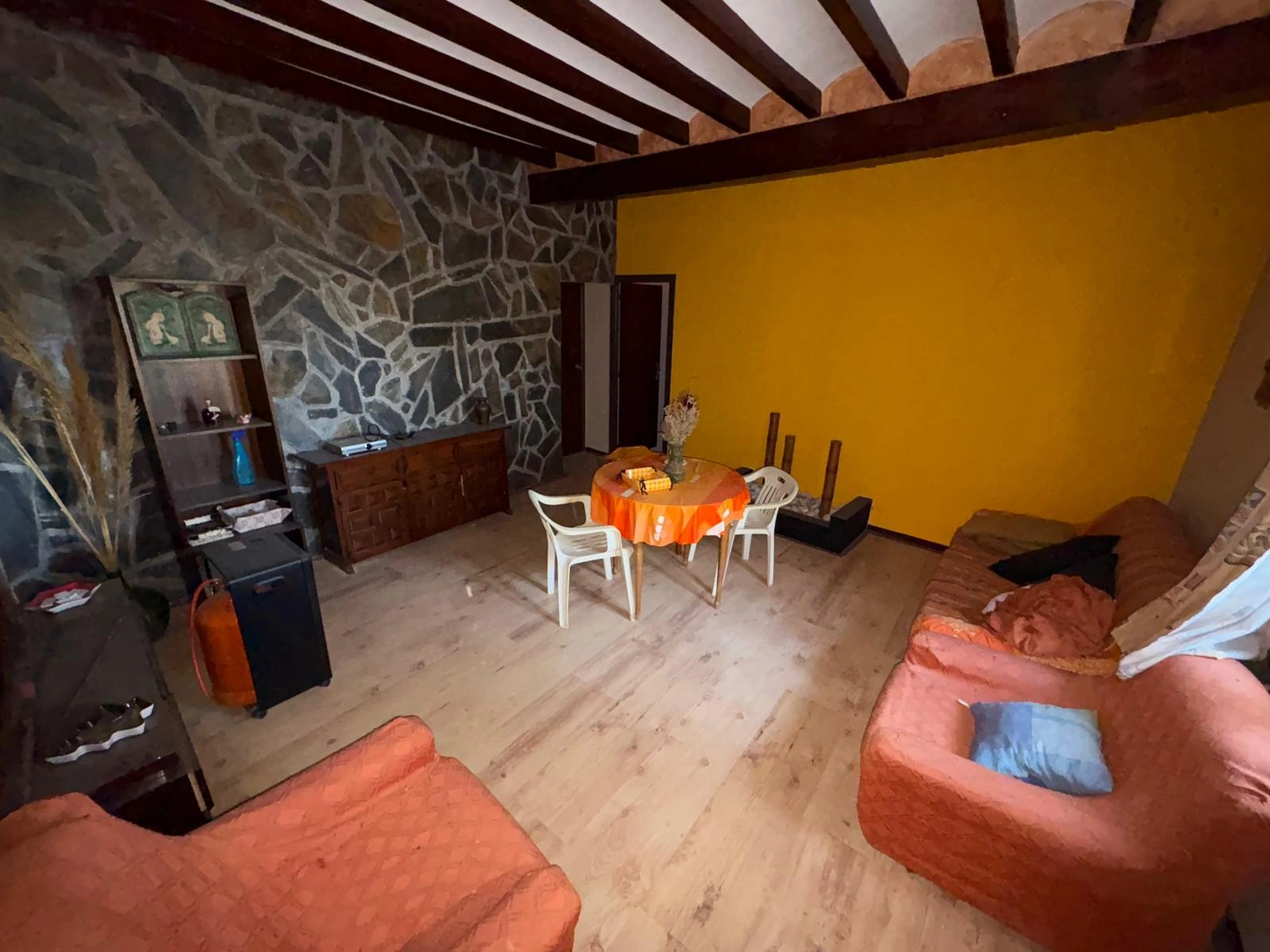 8216 - FINCA EN PLENA NATURALEZA  CON MUCHA TRAQUILIDAD