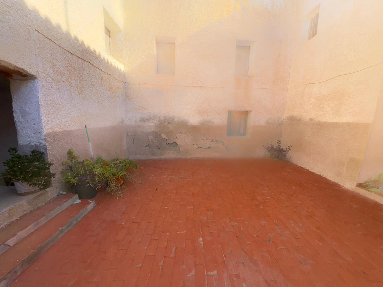 8216 - FINCA EN PLENA NATURALEZA  CON MUCHA TRAQUILIDAD