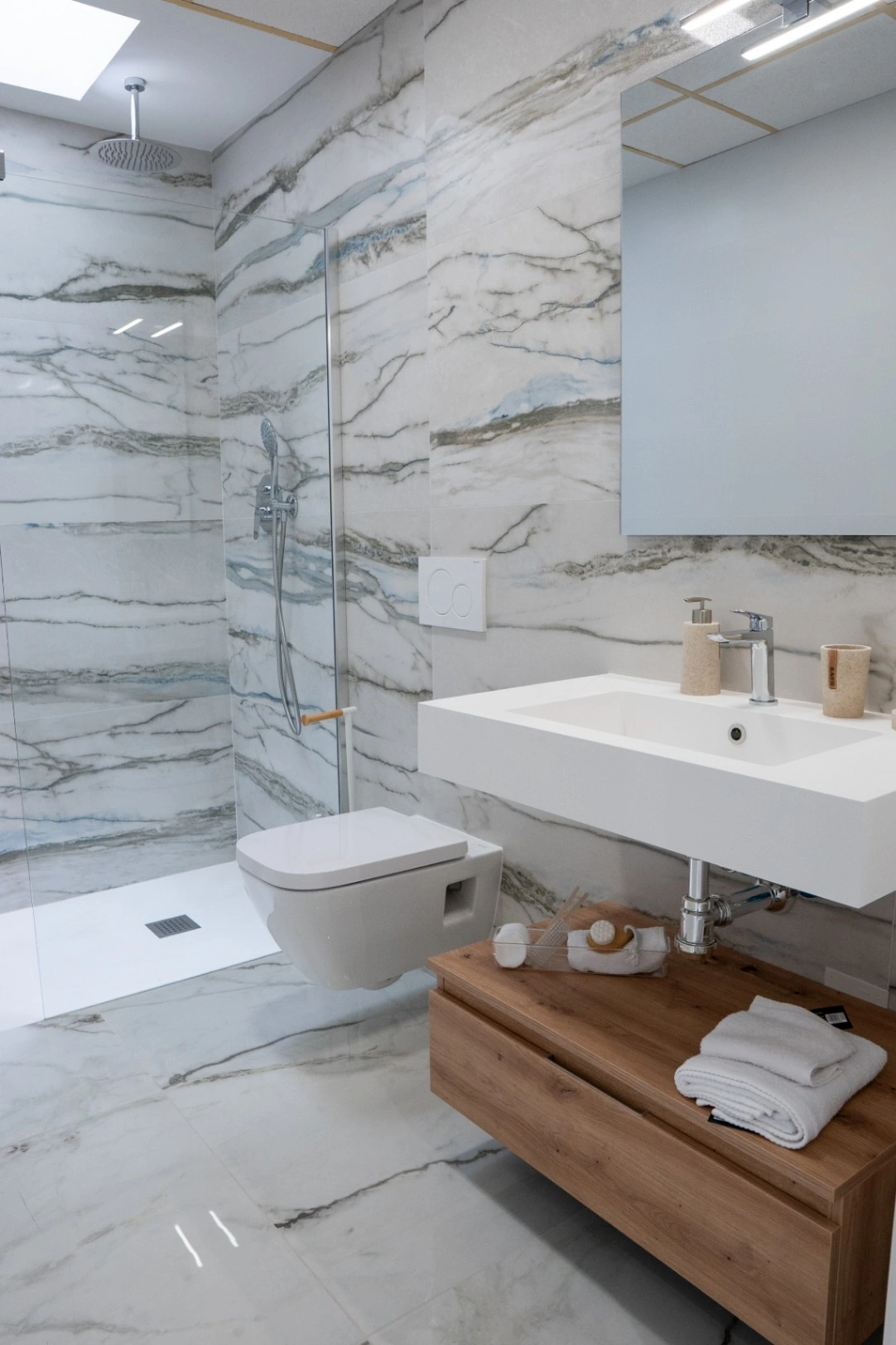6139 - Estupenda villa de diseño moderno y sostenible, pensada para disfrutar de una vida tranquila, cómoda y en armonía con el entorno