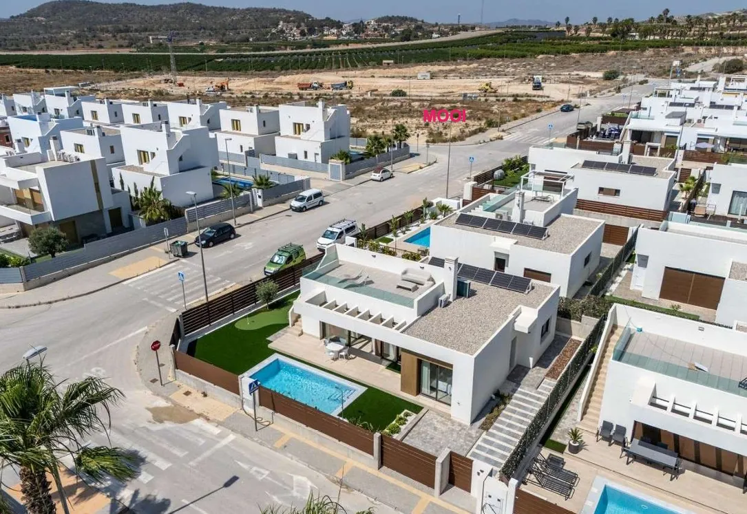 5412 - Villas MOOI: Exclusividad de 3 Dormitorios y 2 Baños en Orihuela