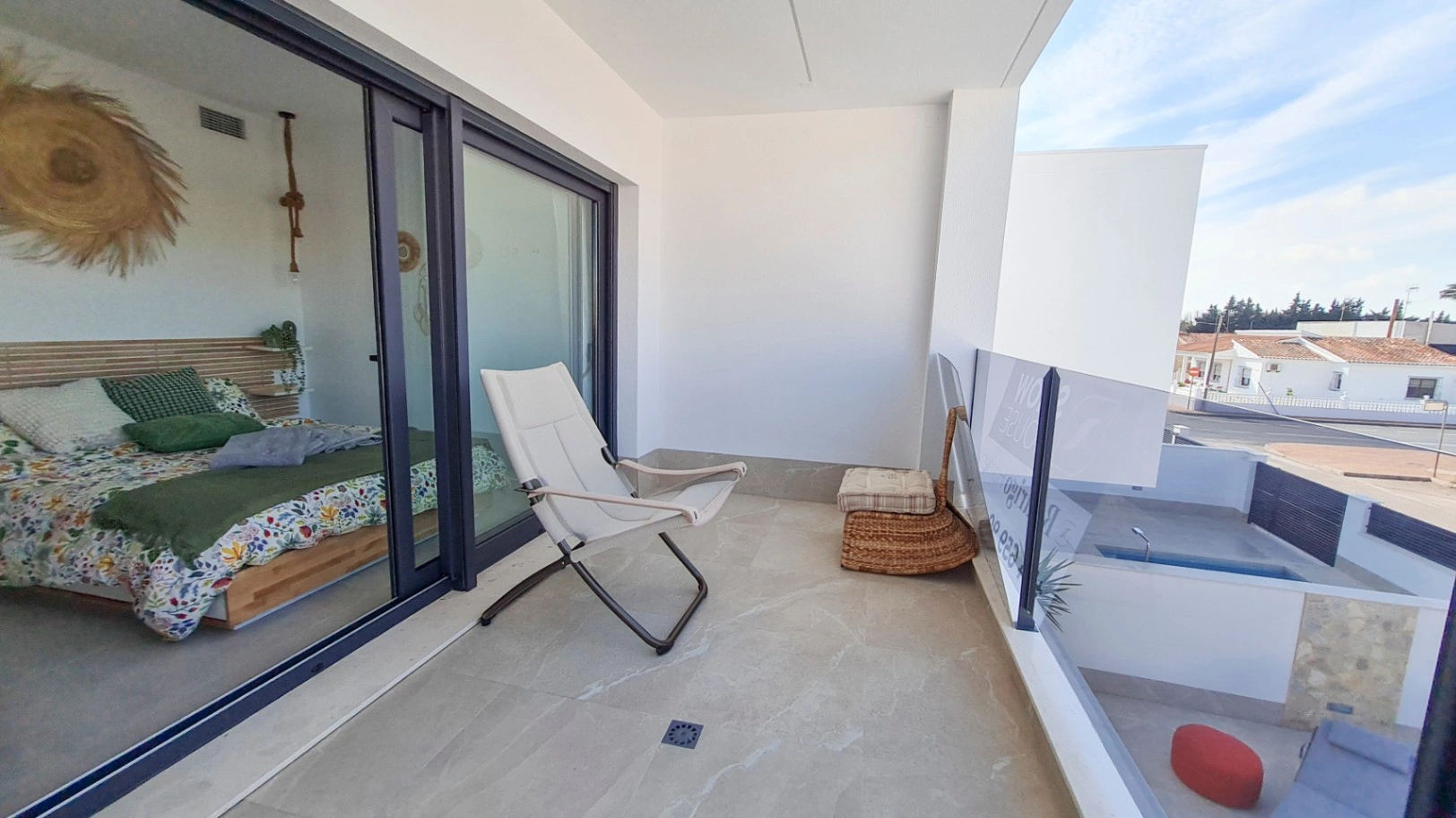 1651 - Chalet de lujo en San Pedro del Pinatar con 3 dormitorios y 3 baños