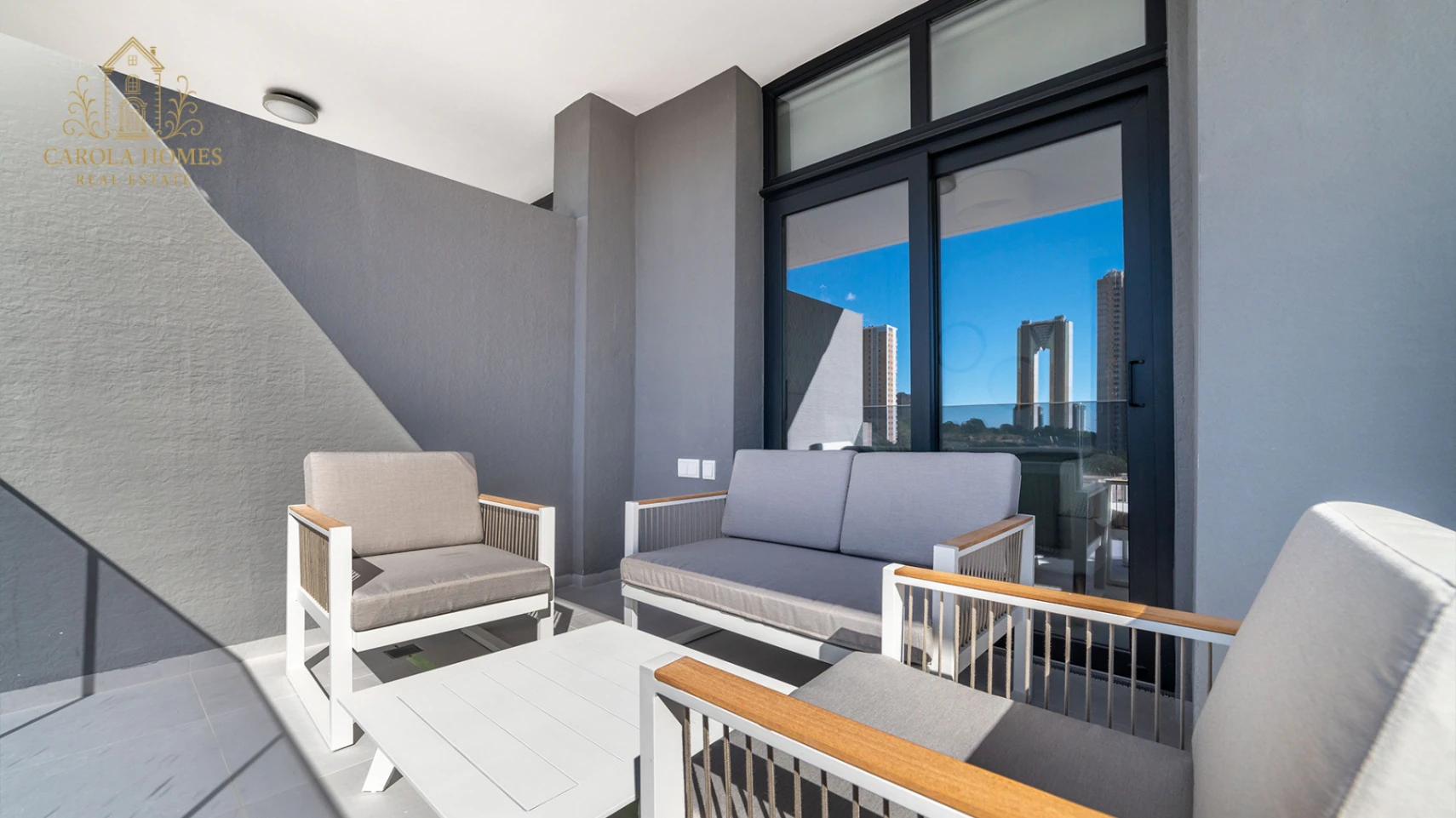 3308 - Apartamento en venta de 3 dormitorios en Benidorm.
