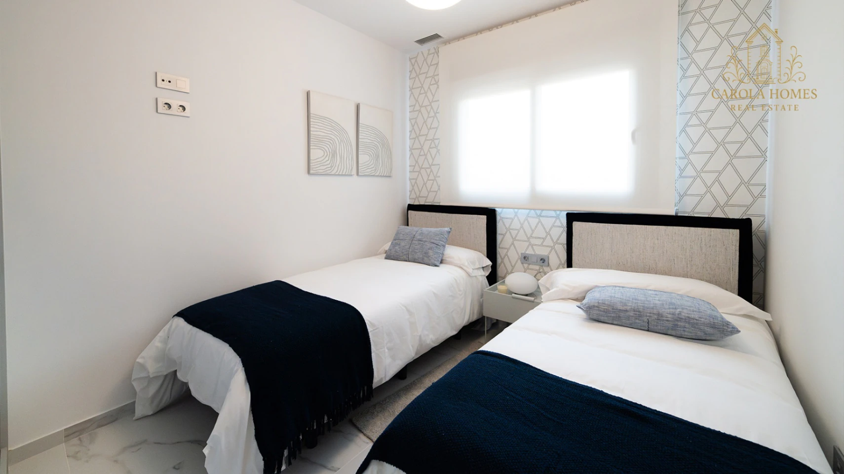 3308 - Apartamento en venta de 3 dormitorios en Benidorm.