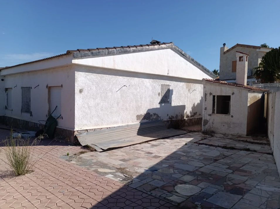 Chalet para buena inversión, a reformar en San Fulgencio