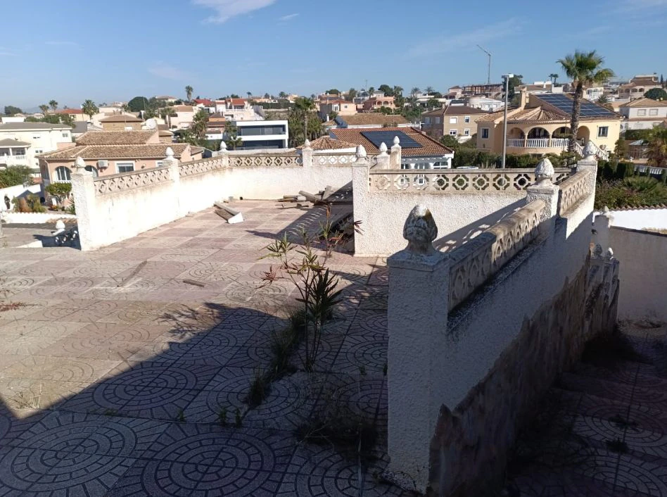 Chalet para buena inversión, a reformar en San Fulgencio