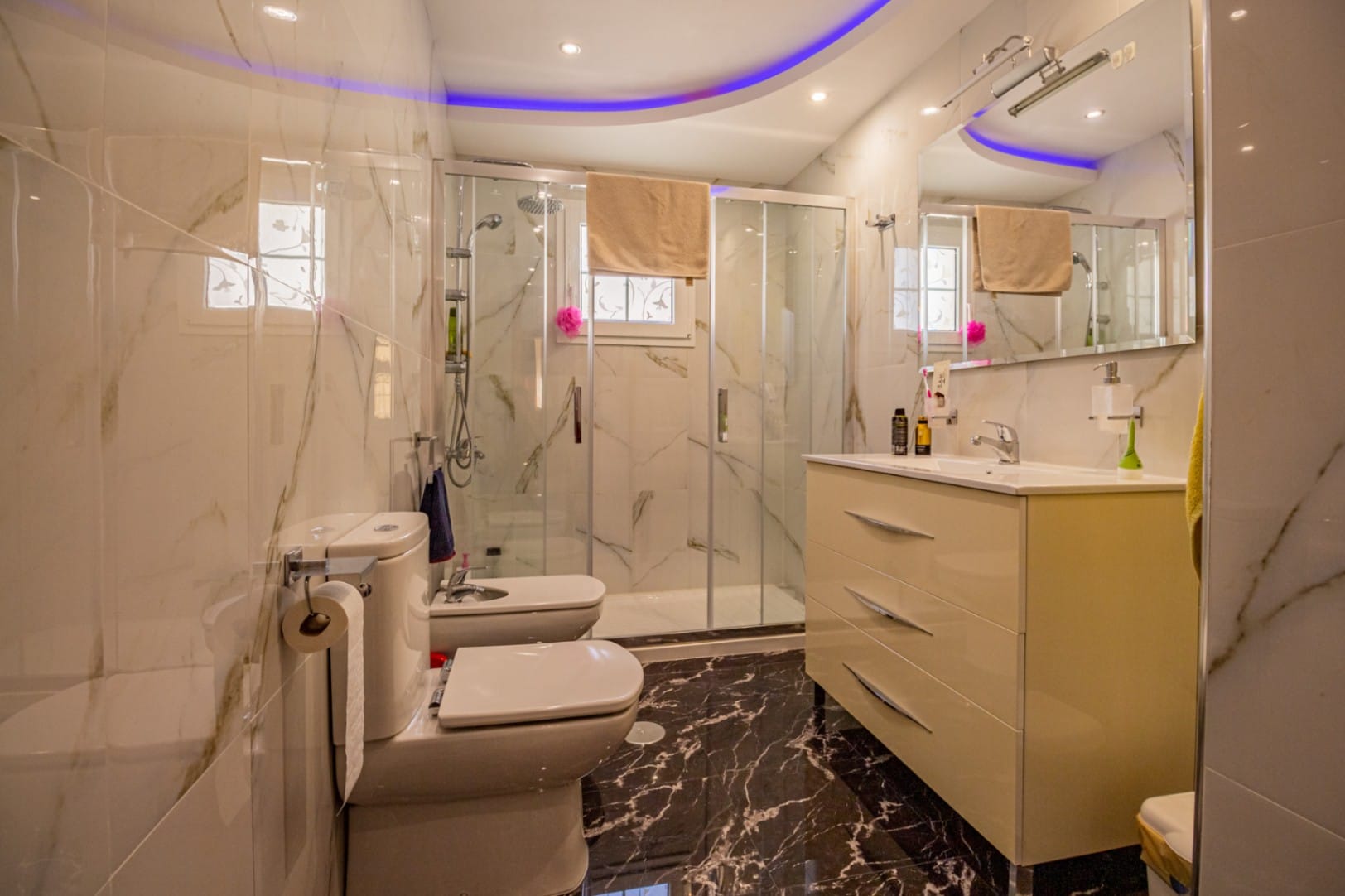 For Sale. Semi-detached house in Albir