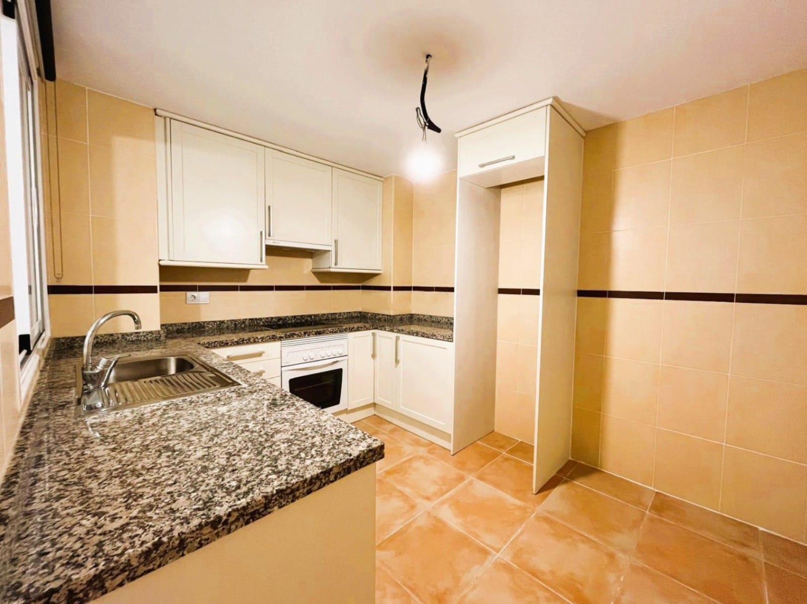 House for sale in Altea, 3 bedrooms and a spacious balcony.