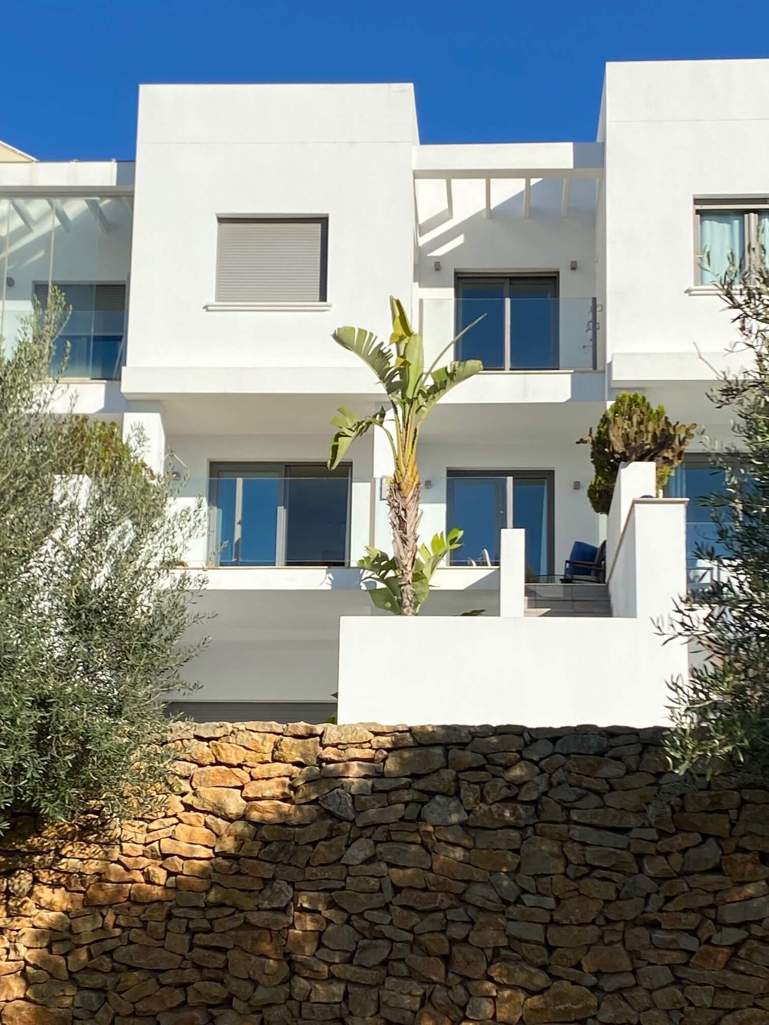Townhouse for sale with 3 bedrooms and a pool in Calpe.