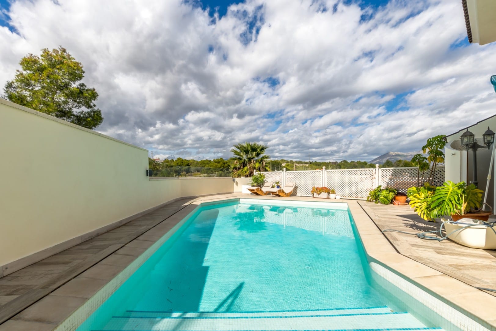 Detached chalet in L'Albir with pool