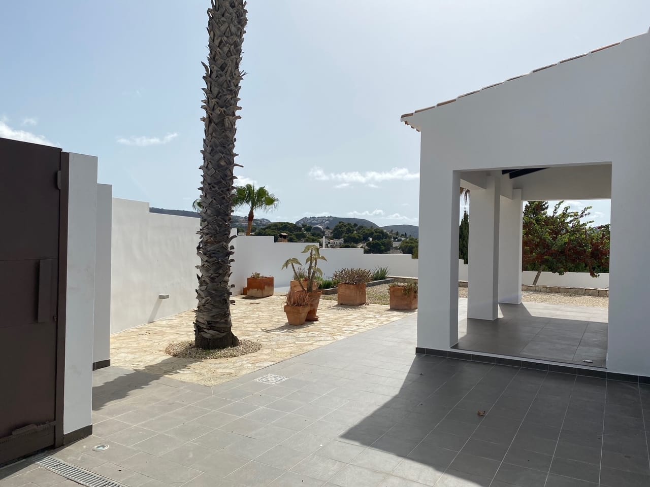 Villa for sale with excellent sea views, Moraira