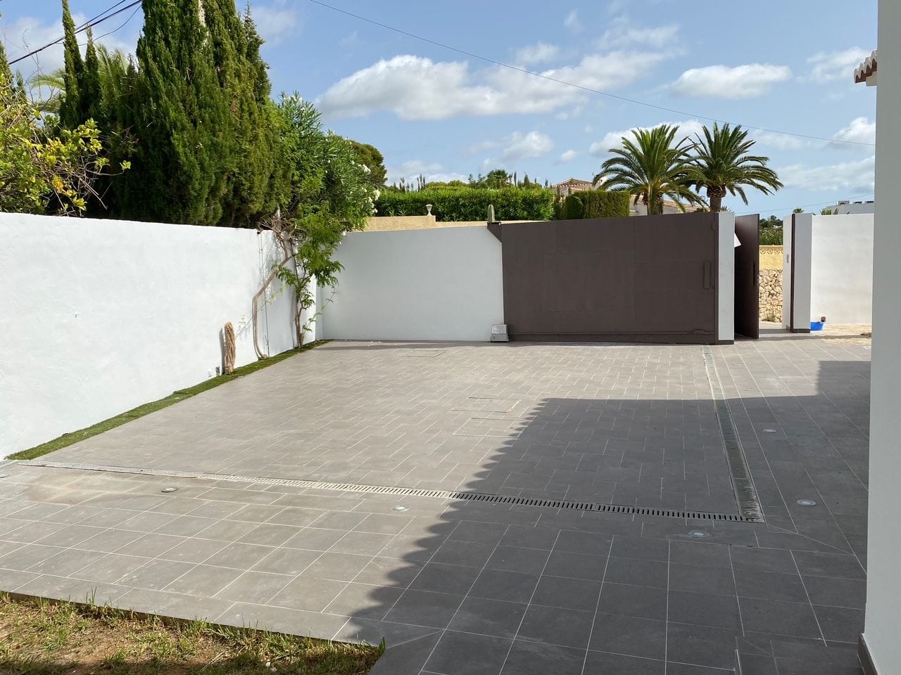 Villa for sale with excellent sea views, Moraira