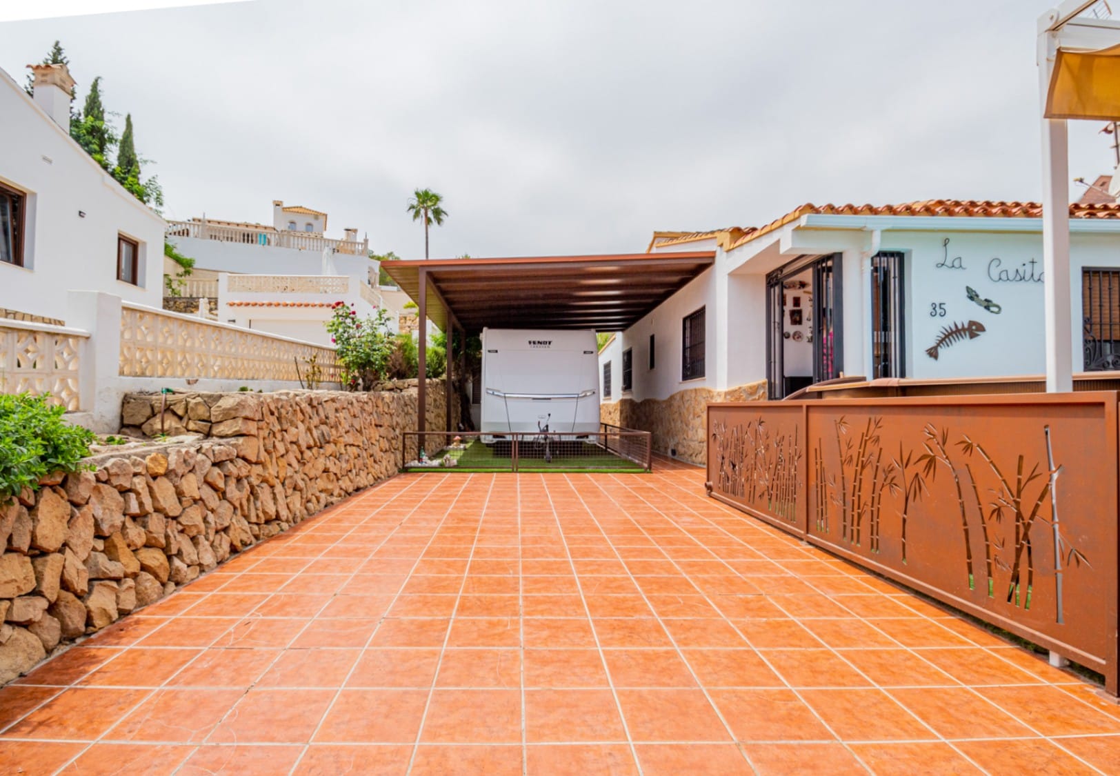 For Sale. Semi-detached house in Alfaz del Pi