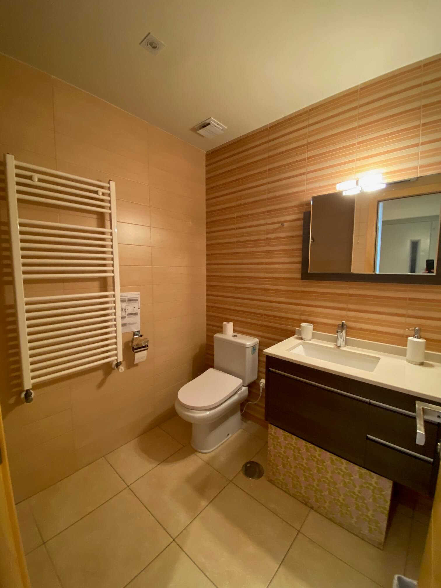 Townhouse for sale with 3 bedrooms and a pool in Calpe.