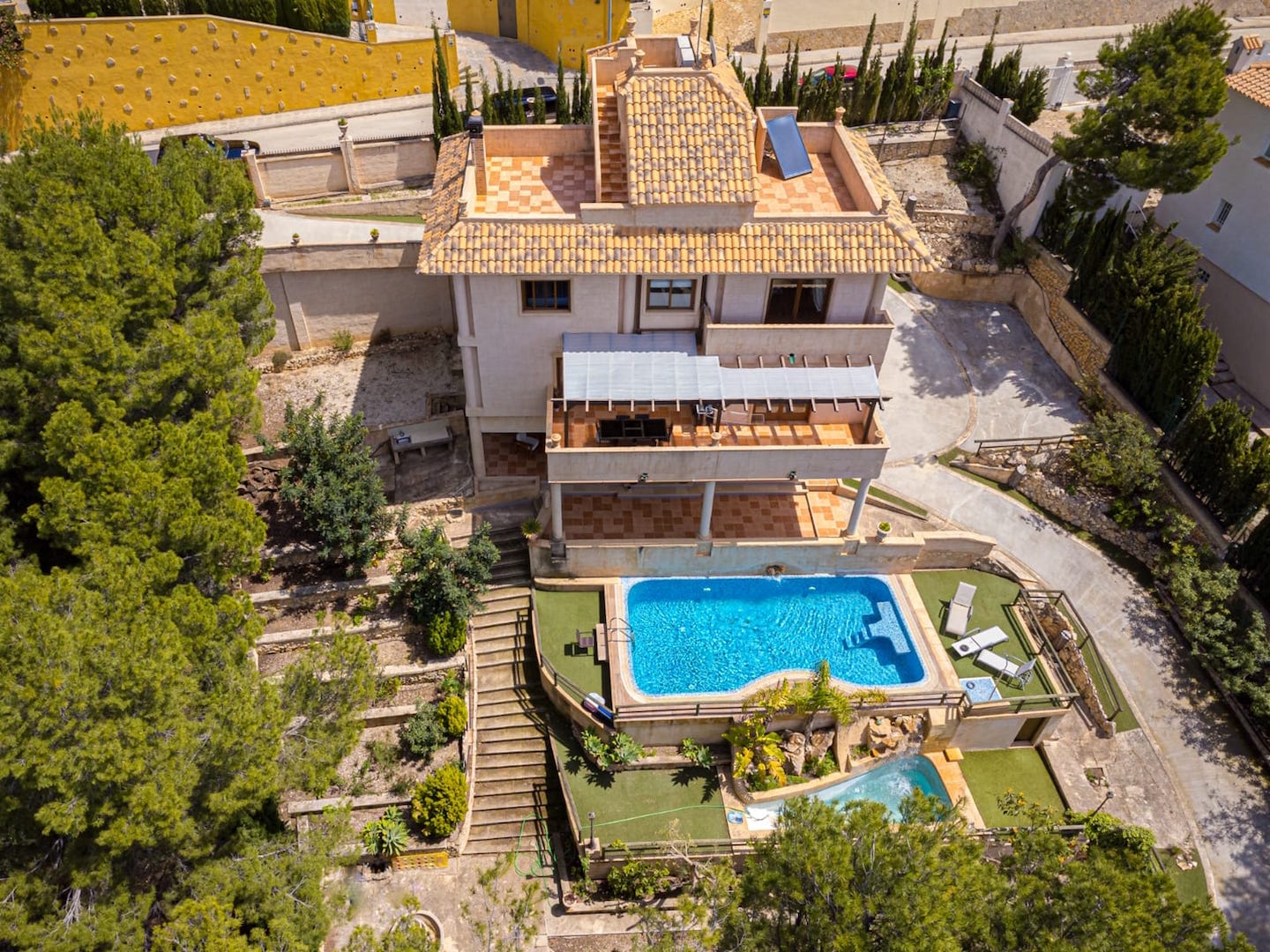 987 - Venta. Chalet/Villa en Altea
