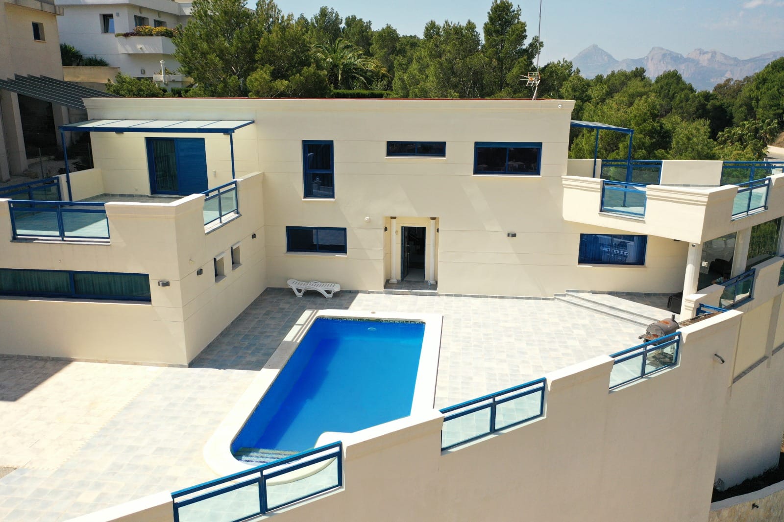 For Sale. Villa in Altea