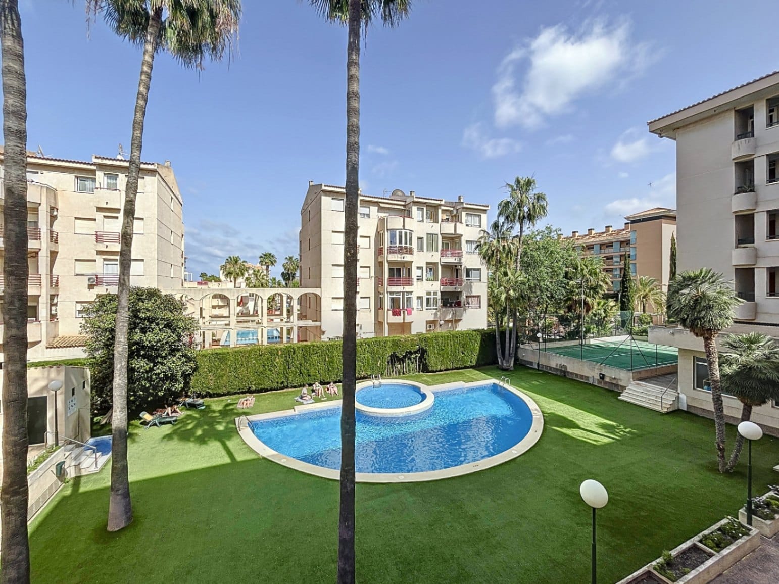 5109 - Venta. Apartamento en Albir