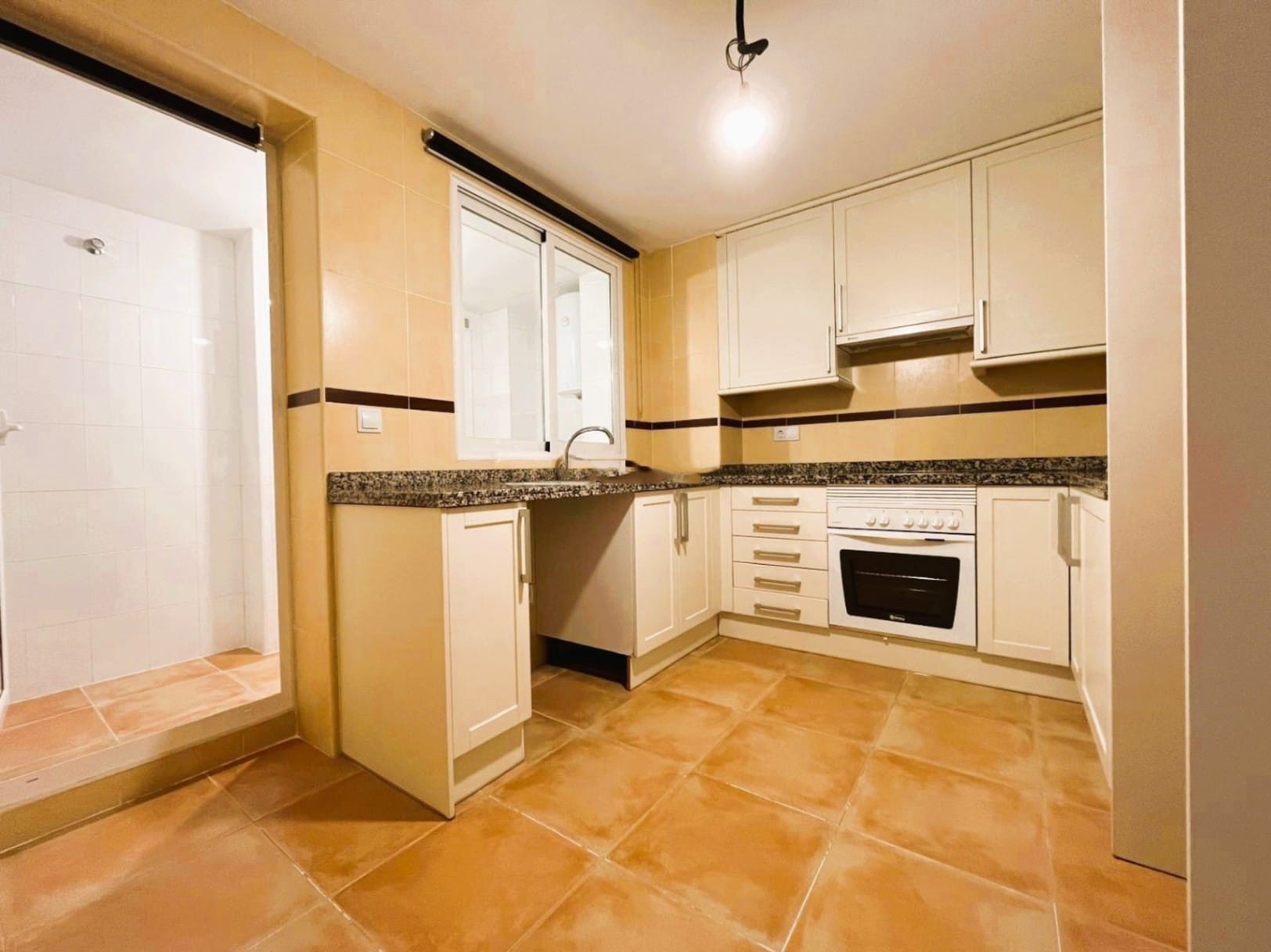 House for sale in Altea, 3 bedrooms and a spacious balcony.