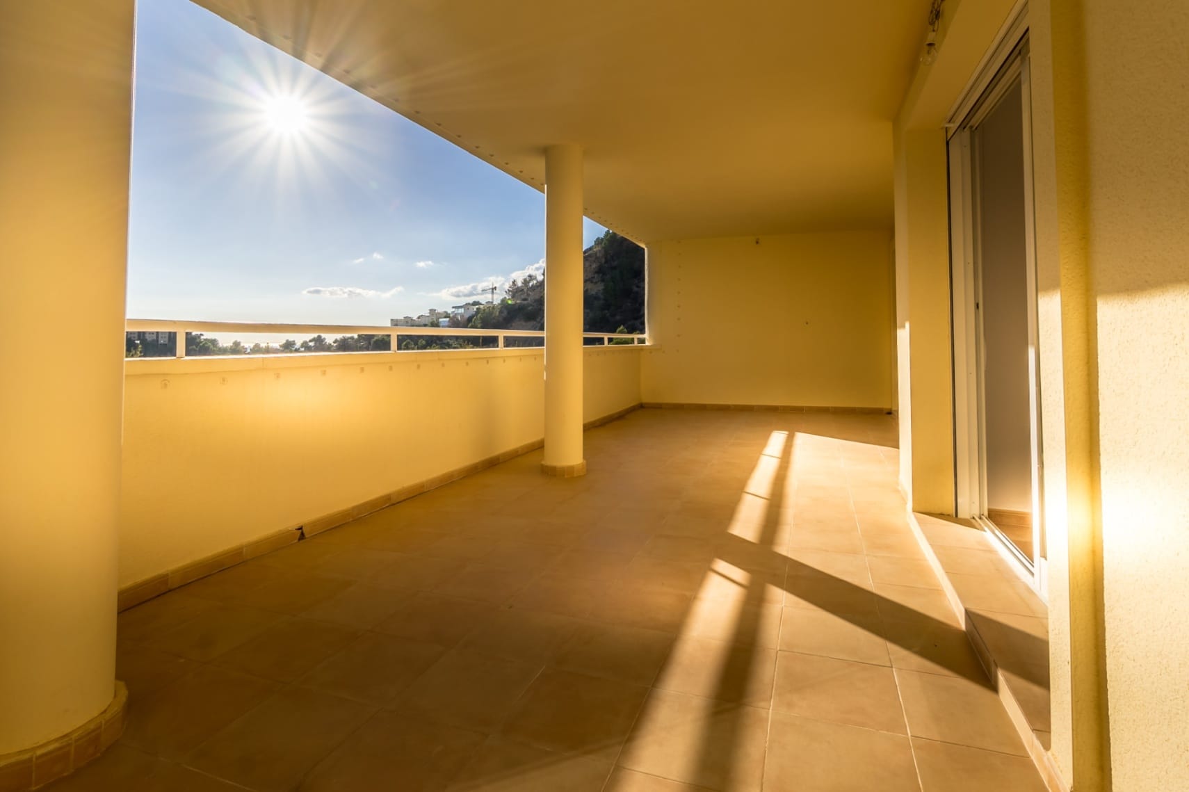 House for sale in Altea, 3 bedrooms and a spacious balcony.