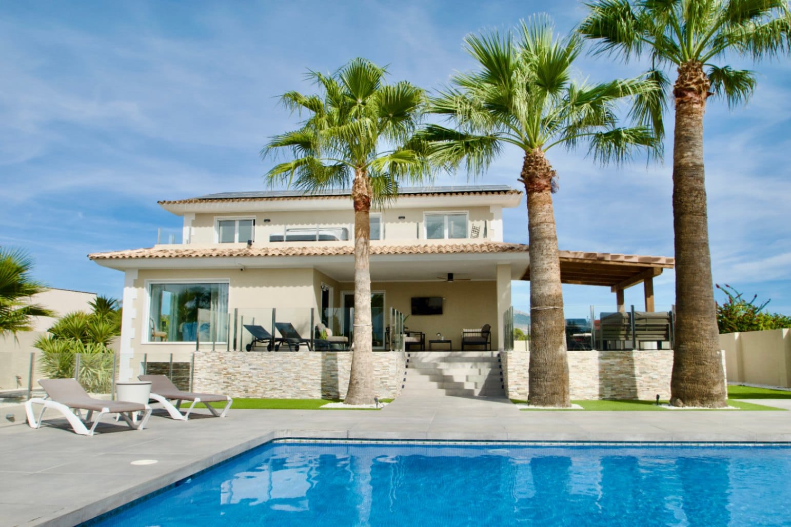 5267 - Venta. Chalet/Villa en Alfaz del Pi