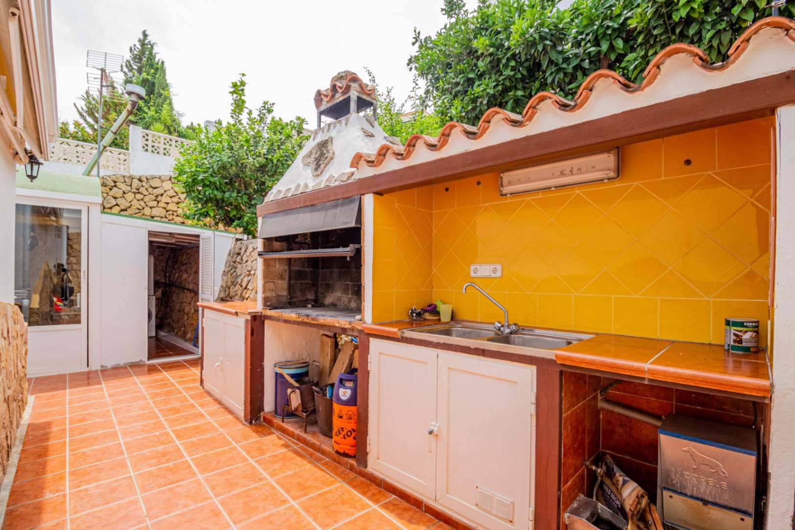For Sale. Semi-detached house in Alfaz del Pi