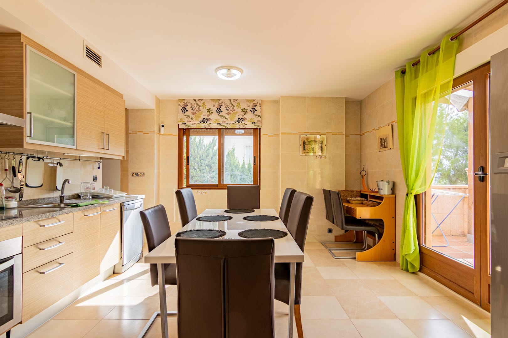 Venta. Chalet/Villa en Altea