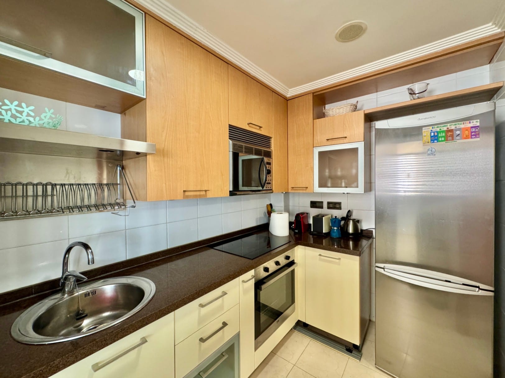 Apartment for sale in Altea in front of the beach with a jacuzzi.