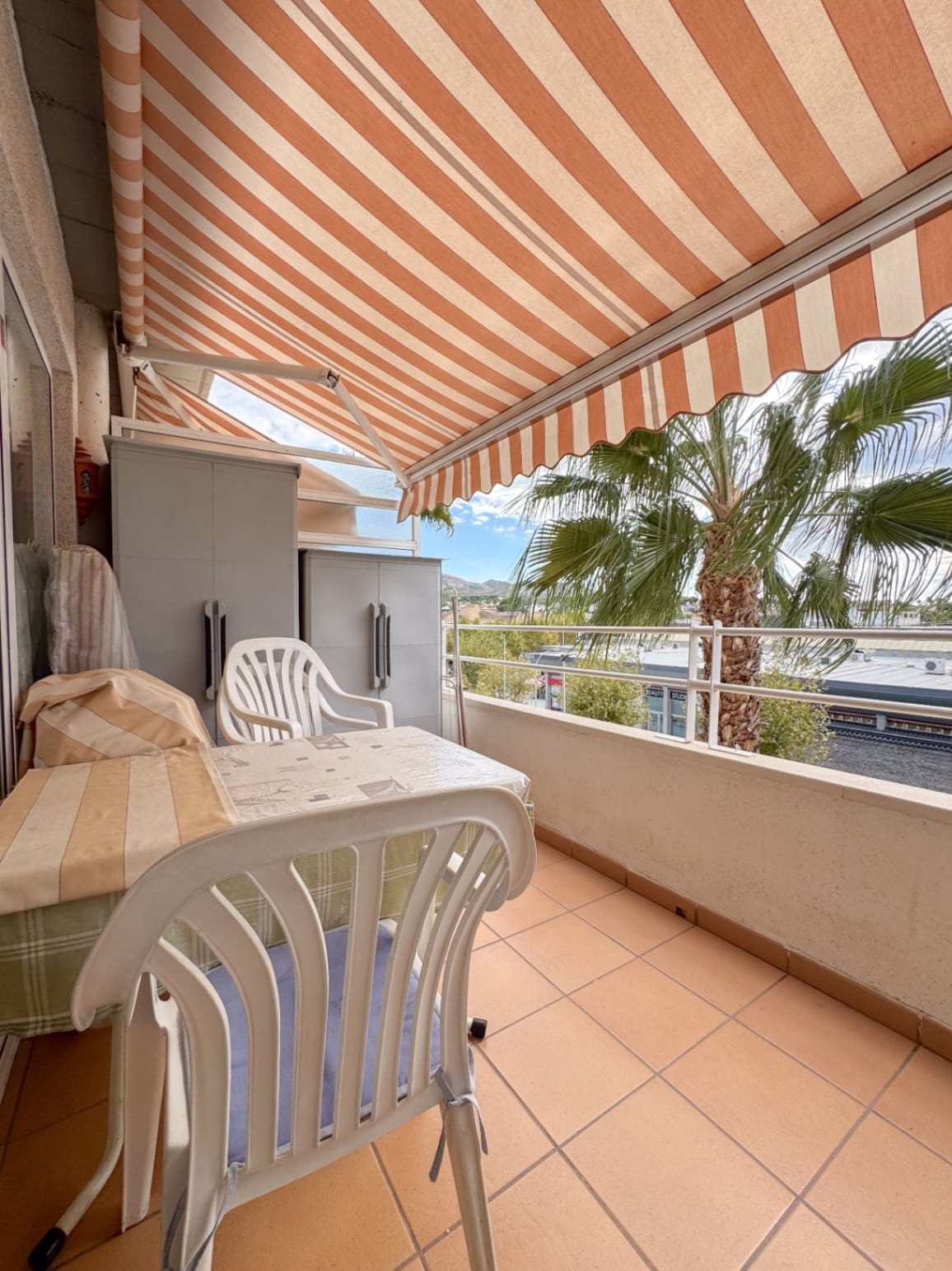 5237 - Venta. Apartamento en Albir