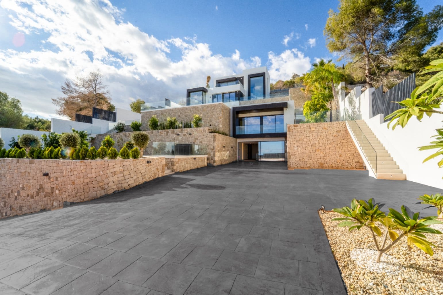 Villa à vendre avec 7 chambres et piscine à Teulada, Benissa