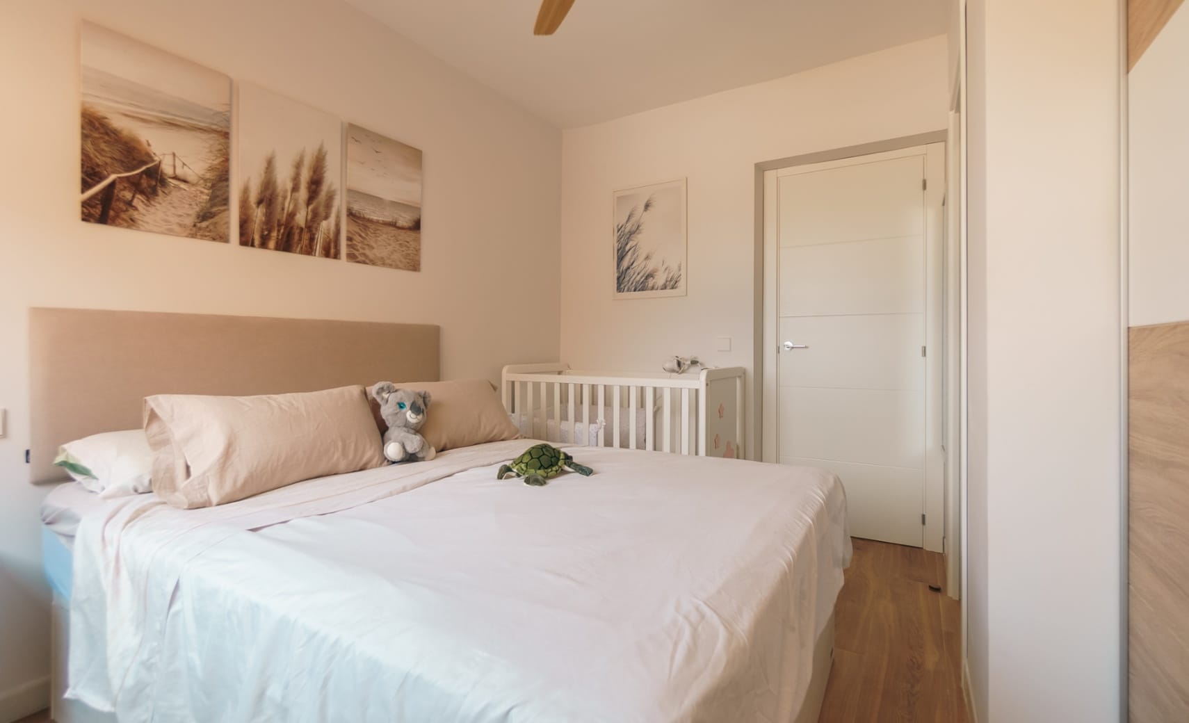 Apartamento moderno de 2 dormitorios en Albir (Alfaz del Pi) con terraza y piscina comunitaria