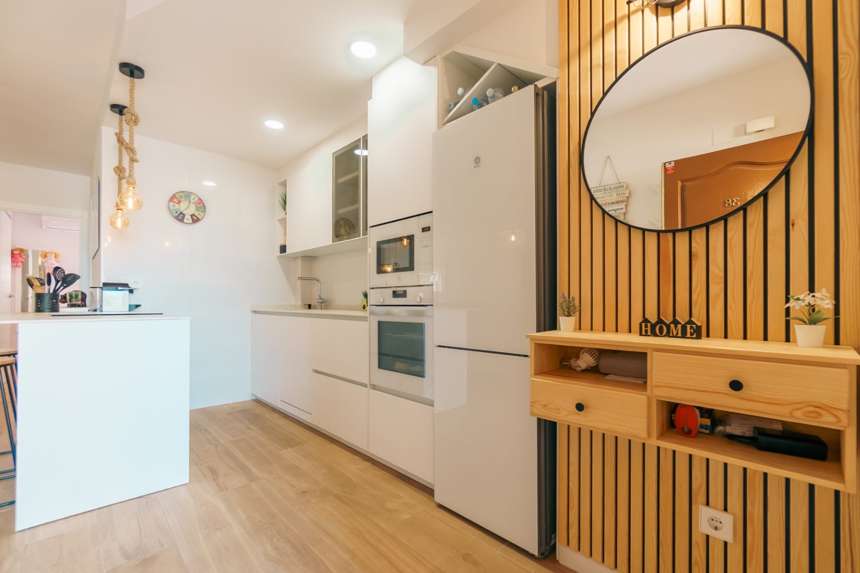Apartamento moderno de 2 dormitorios en Albir (Alfaz del Pi) con terraza y piscina comunitaria