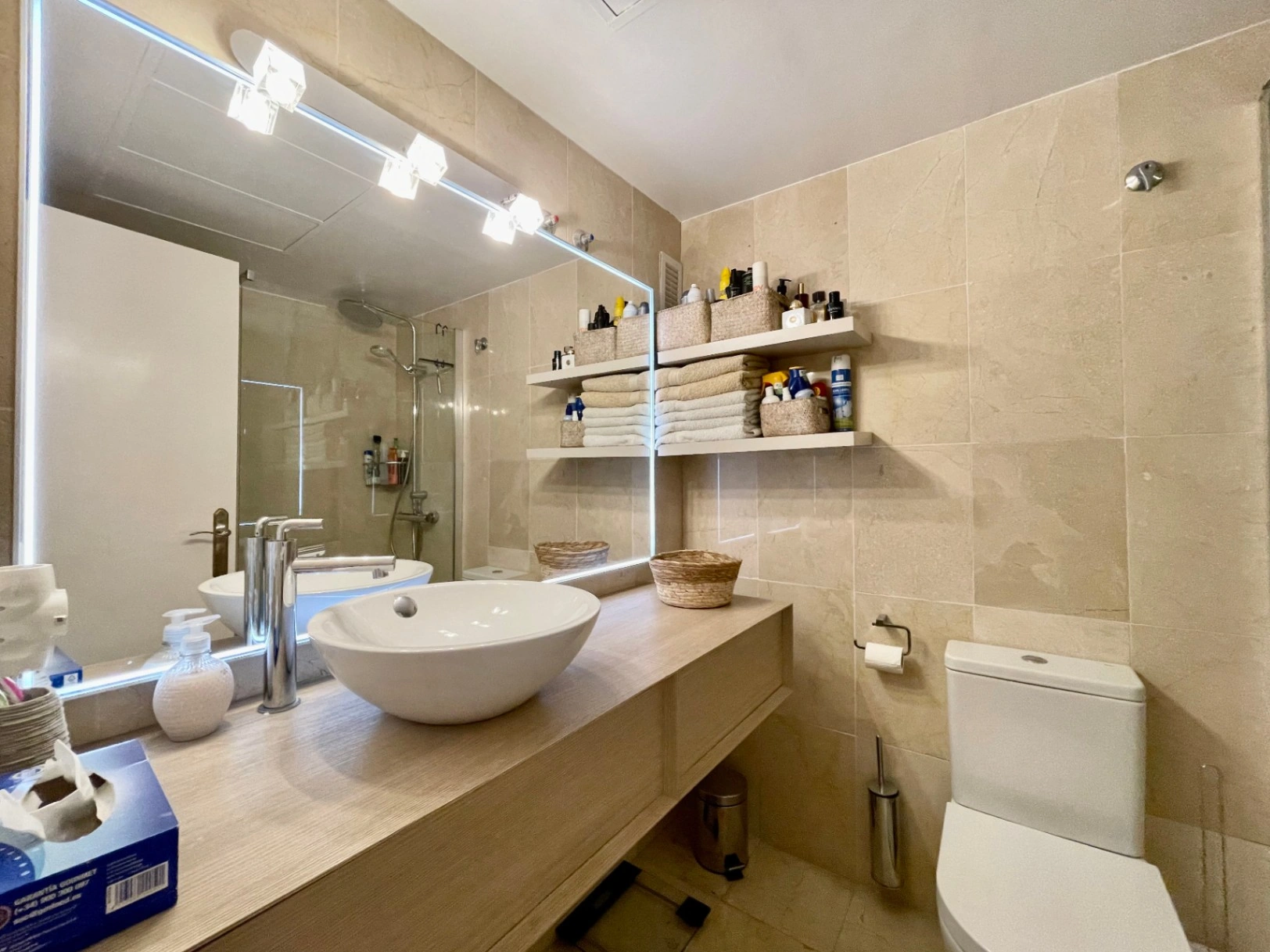 Apartamento en venta de 2 dormitorios con vistas al mar en Altea