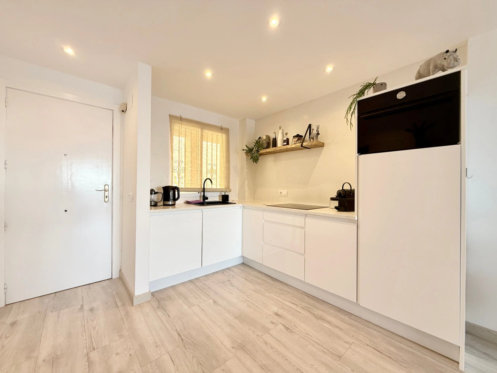 Apartamento de 2 dormitorios en primera línea en el Puerto de Campomanes