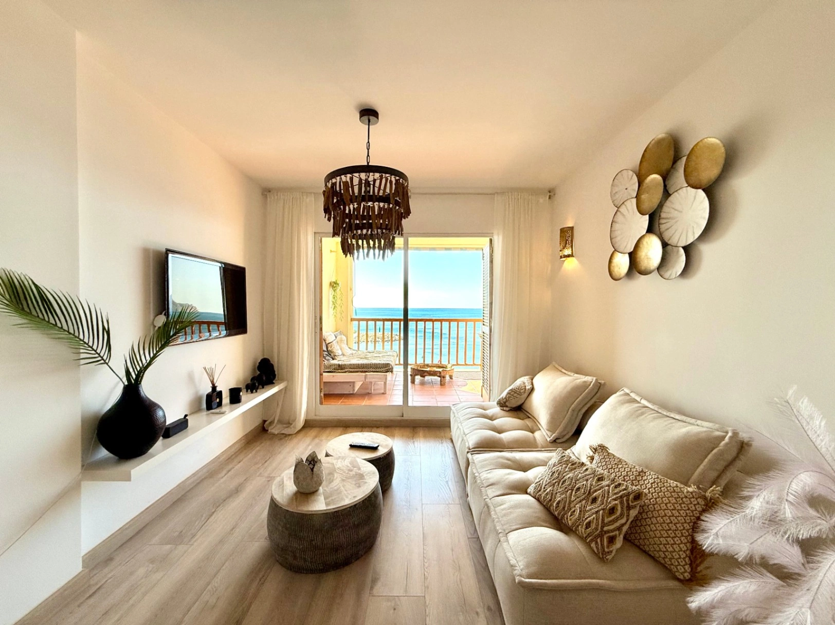 Apartamento de 2 dormitorios en primera línea en el Puerto de Campomanes