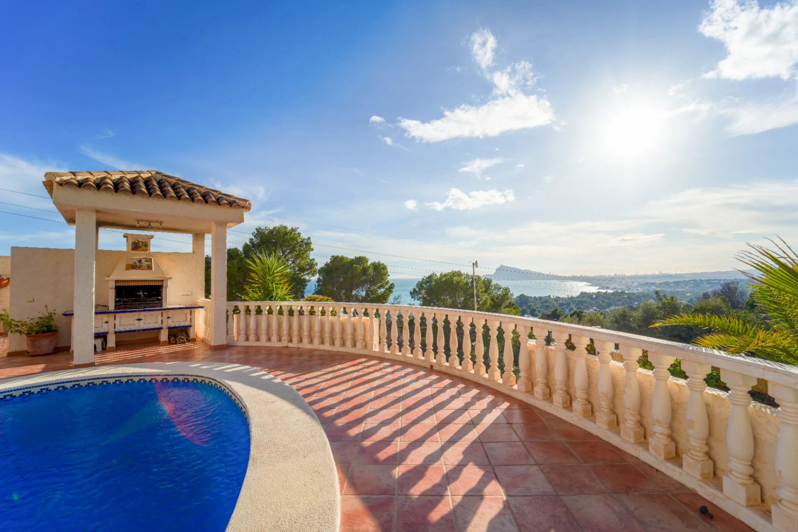 Charming Chalet for Sale in Altea, Mascarat - 3 Bedrooms, Pool