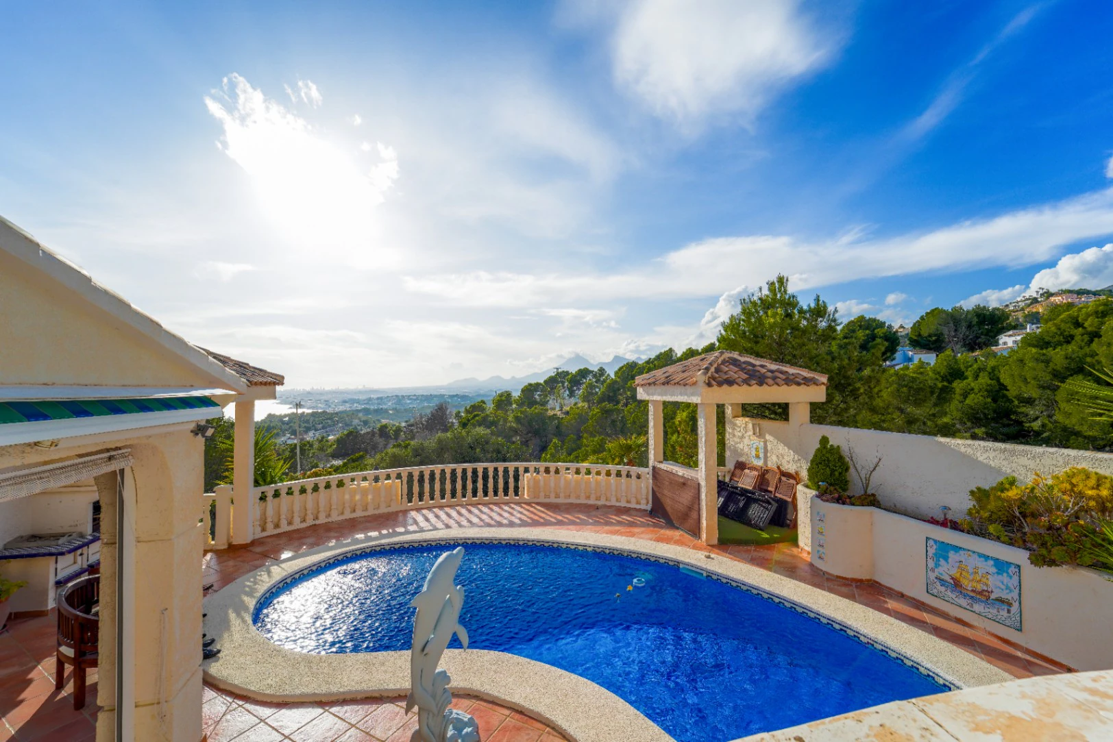 Charming Chalet for Sale in Altea, Mascarat - 3 Bedrooms, Pool