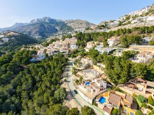 Charming Chalet for Sale in Altea, Mascarat - 3 Bedrooms, Pool