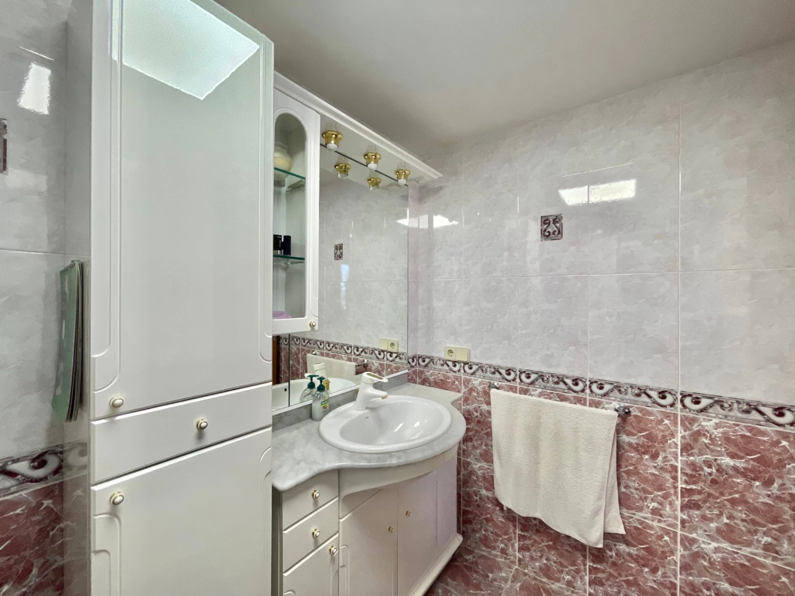 Apartment for sale in Puerto Department Complex Luis Campomanes, 5 b